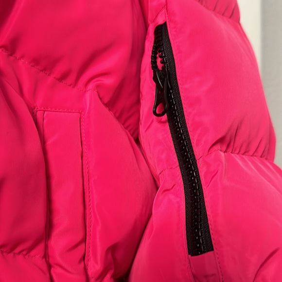 IVL collective pink puffer jacket - Picture 2 of 4